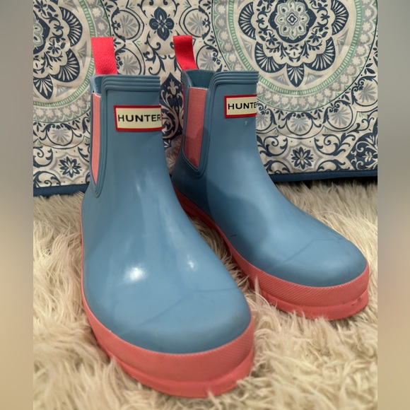 Like new Hunter boots!! - Picture 4 of 6
